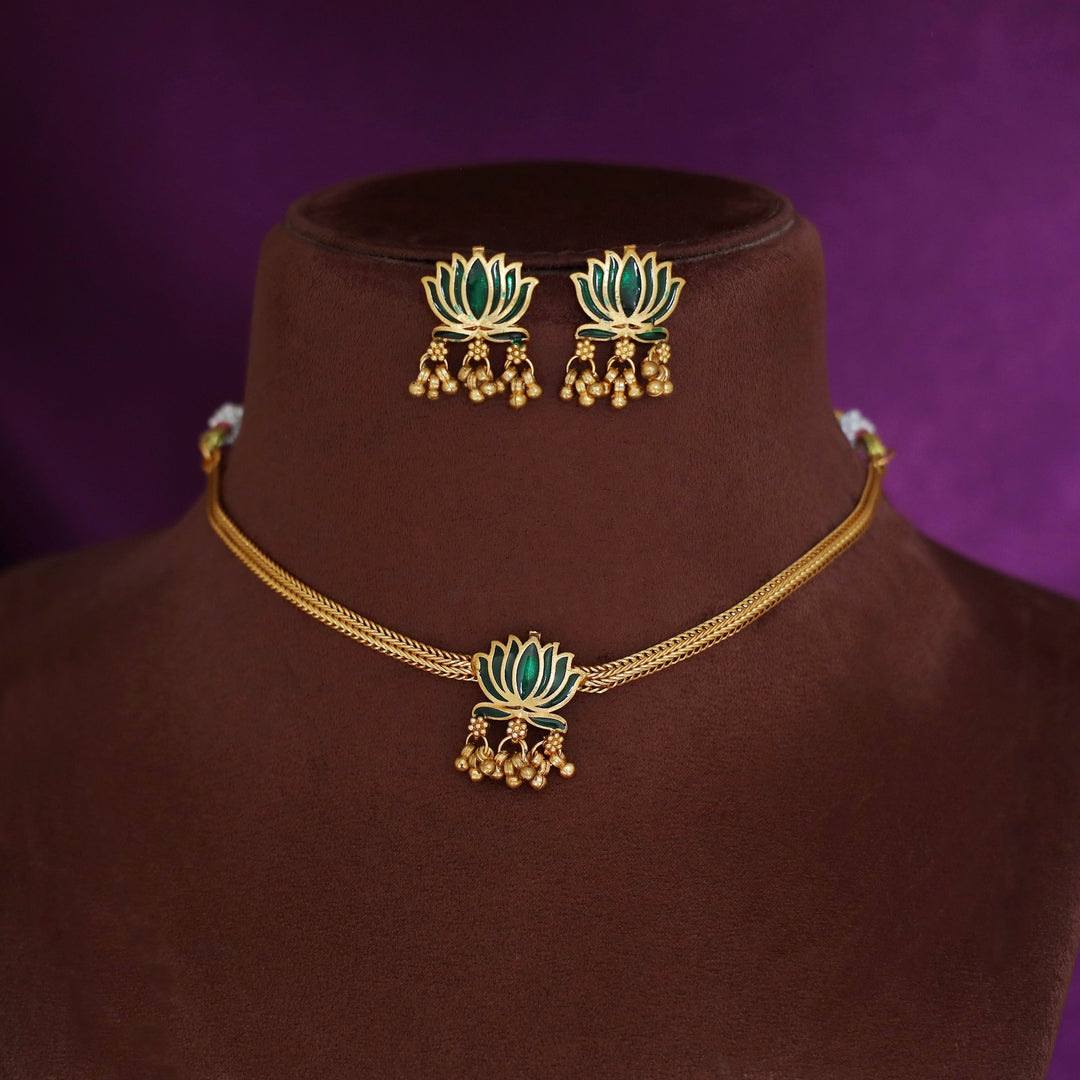 Advaita Enamel Single Lotus Choker With Earring