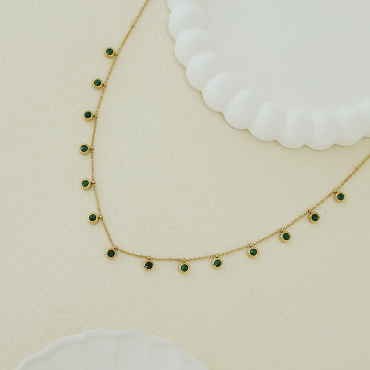 Wynnie Mini Round Glossy Stone Neckpiece