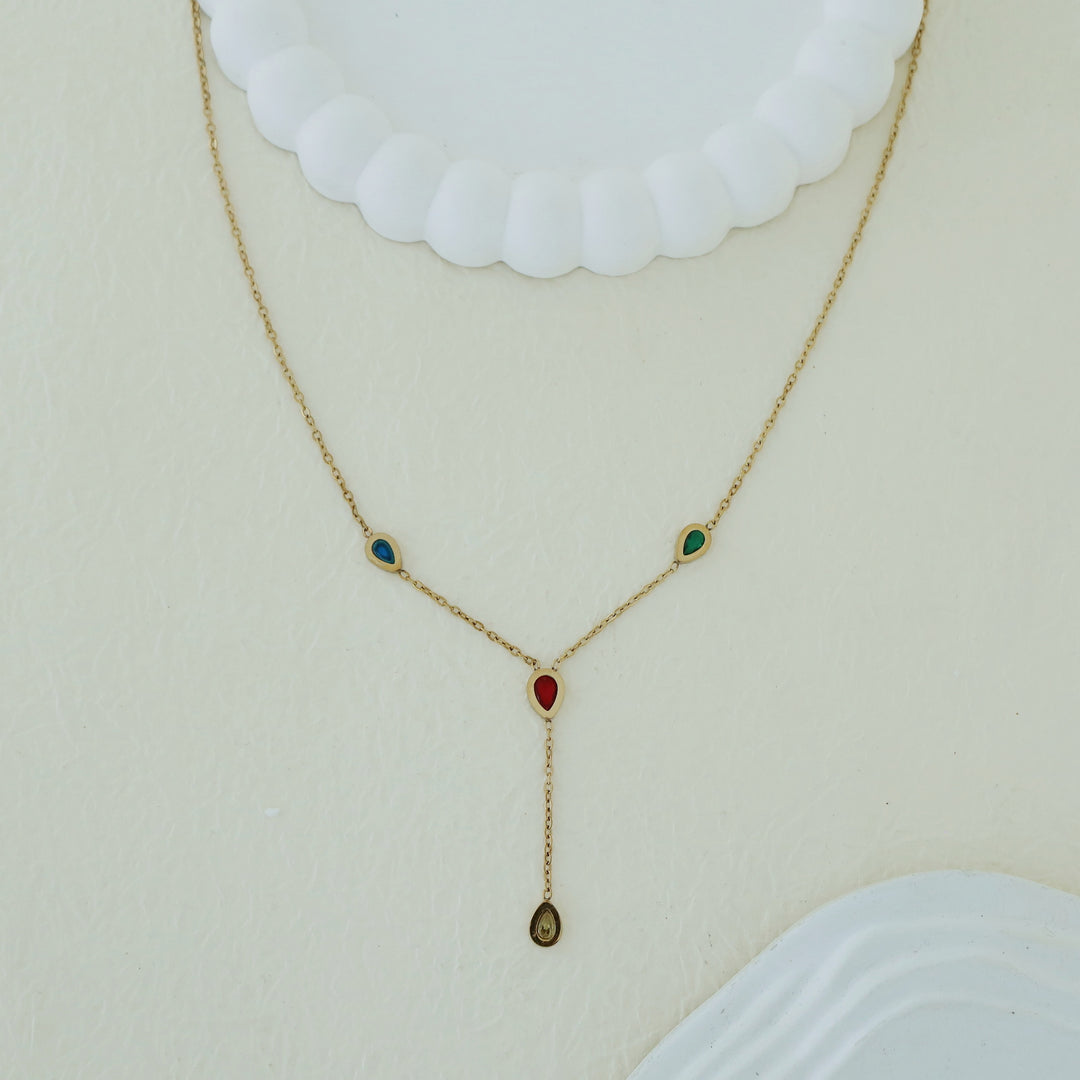 Auden Hanging Raindrop Neckpiece