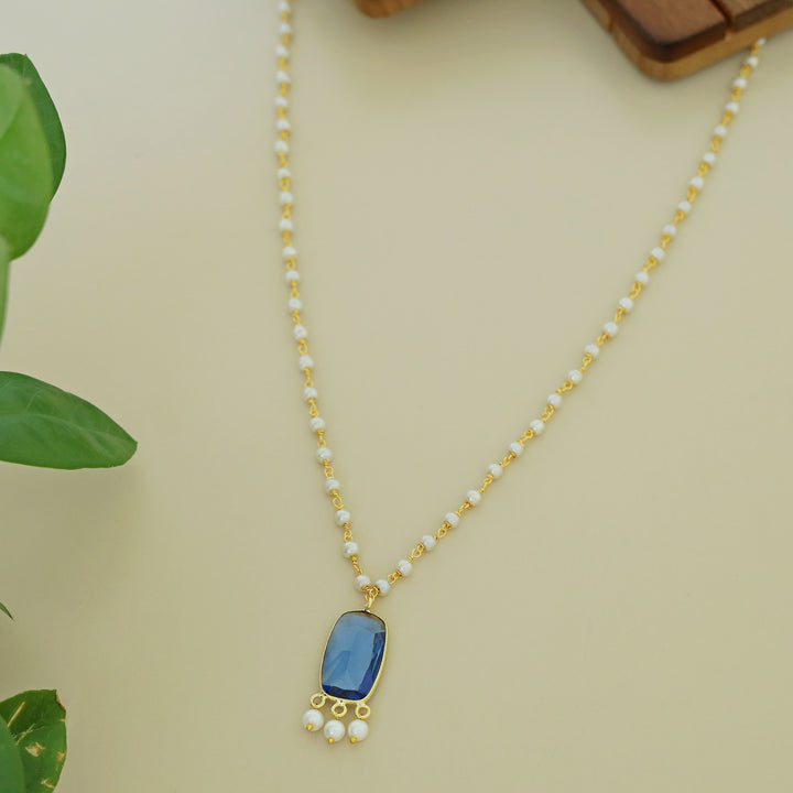 Nasmiya Rectangle Glossy Long Neckpiece