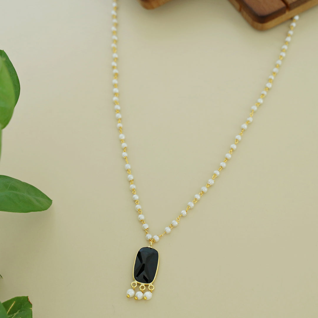 Nasmiya Rectangle Glossy Long Neckpiece