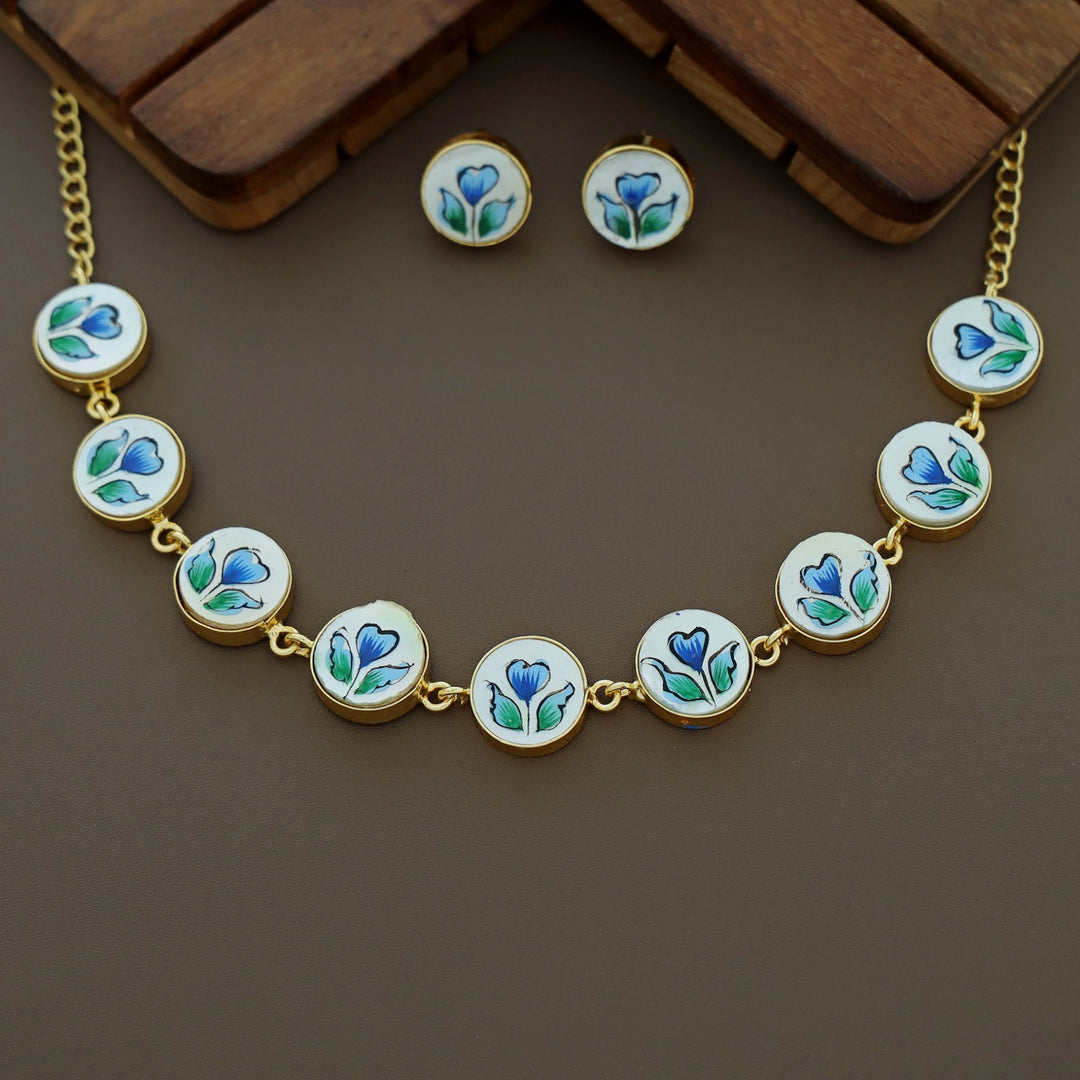 Circle MOP Hand Painted Choker With Stud