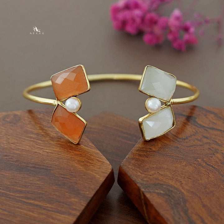 Tetra Rectangle Glossy + Pearl Bangle