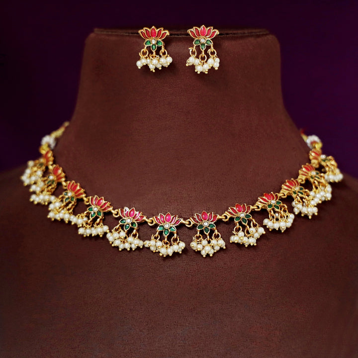 Arusha Mini Lotus Pearl Short Neckpiece with Earring