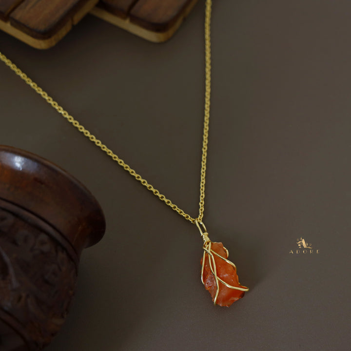 Zinnia Binded Raw Stone Neckpiece