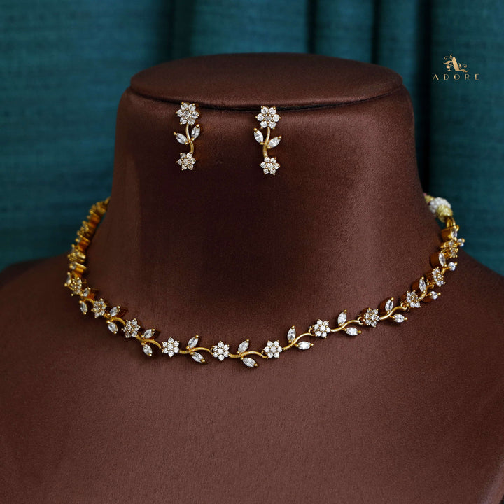 Sayisree Flower Short AD Neckpiece With Earring