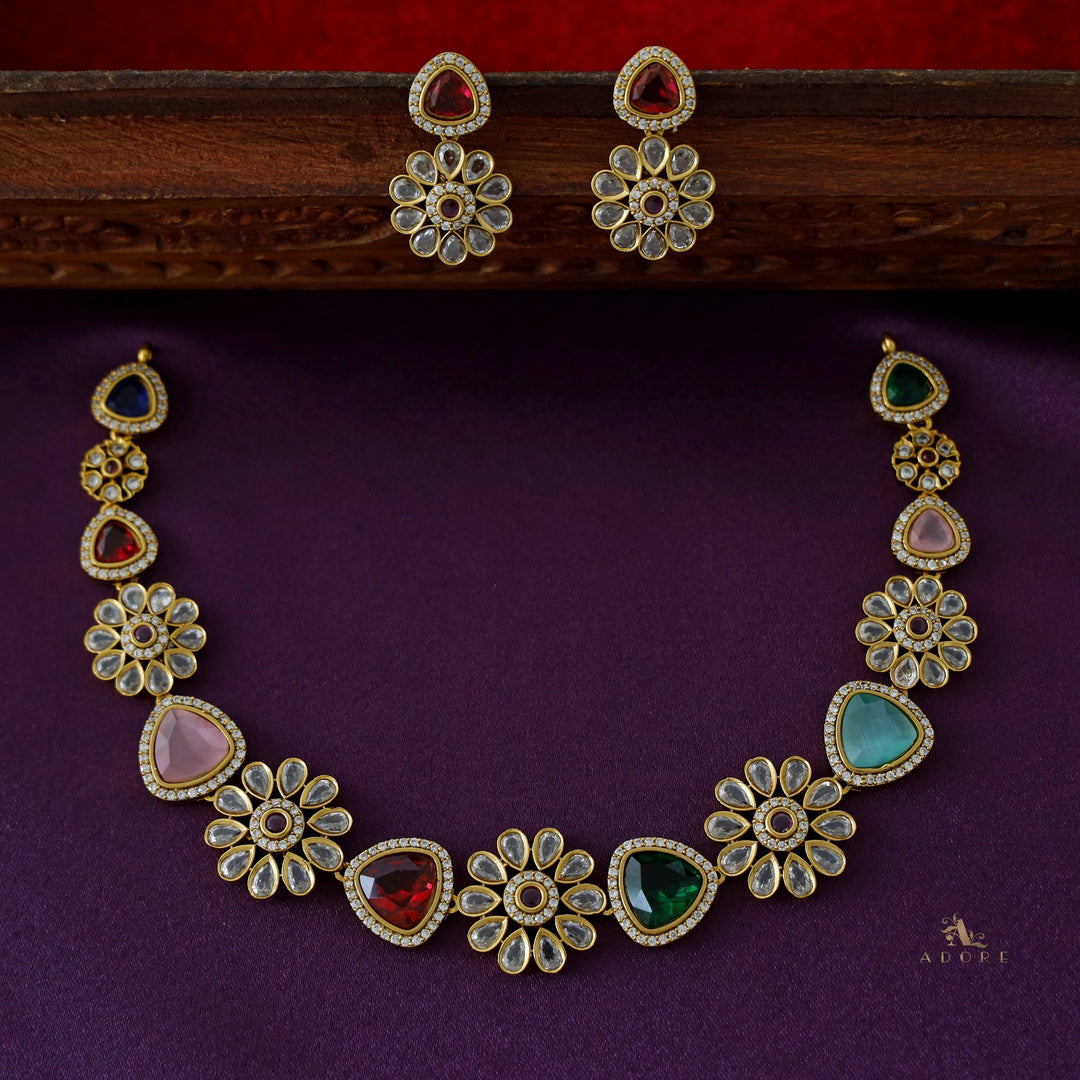 Premium Curvy Triangle Flower Neckpiece With Earring