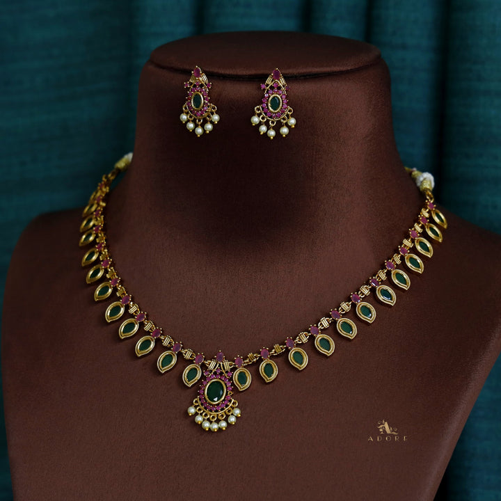 Devansha Palakka Short Neckpiece With Earring