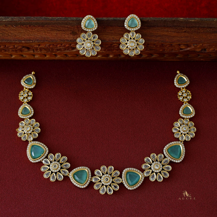 Premium Curvy Triangle Flower Neckpiece With Earring