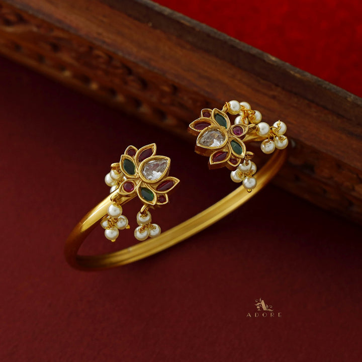 Hashini Flower Pearl Bangle