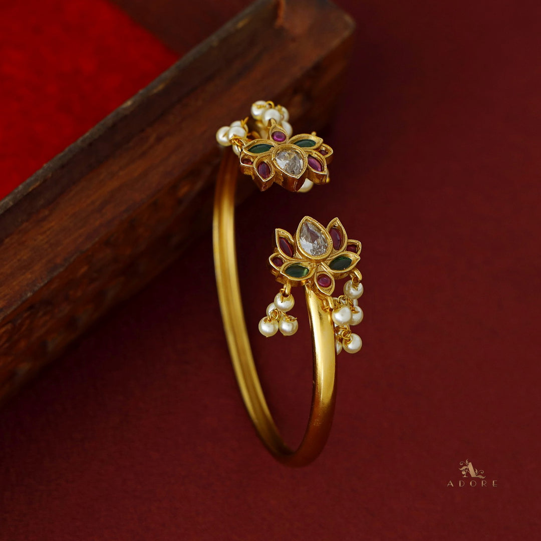 Hashini Flower Pearl Bangle