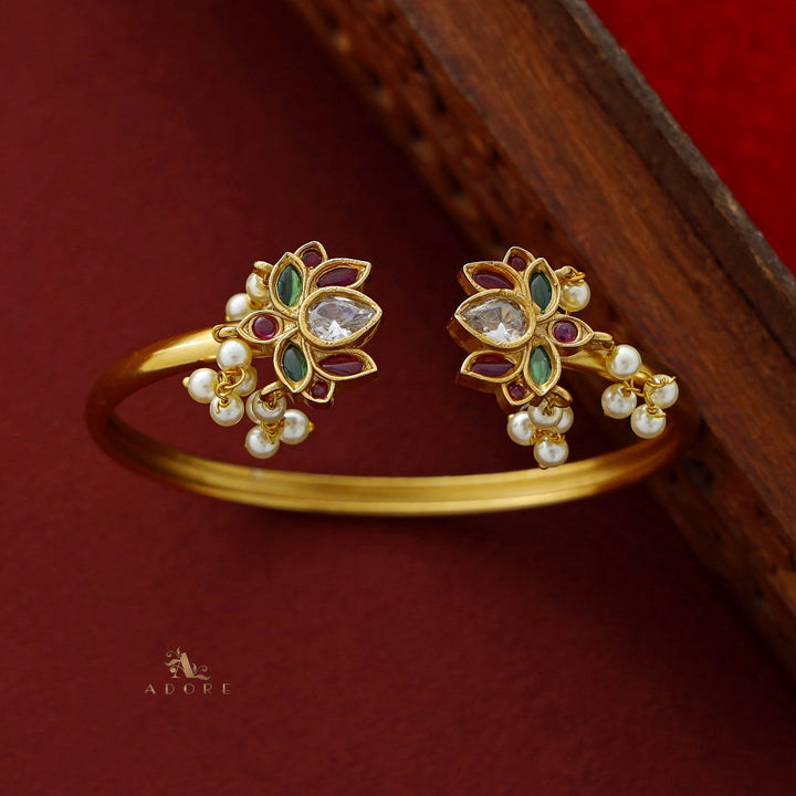 Hashini Flower Pearl Bangle