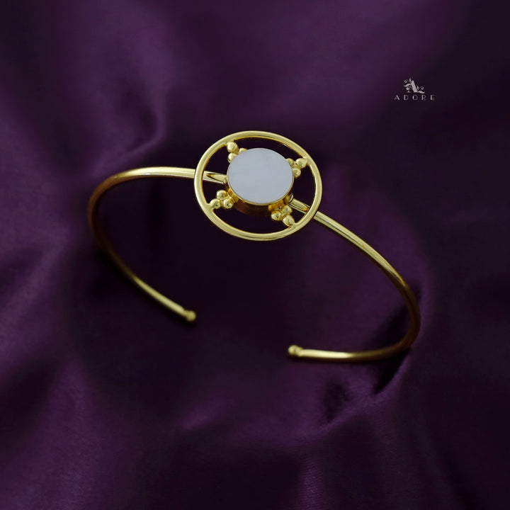 Golden Circle Dotted Glossy Bangle