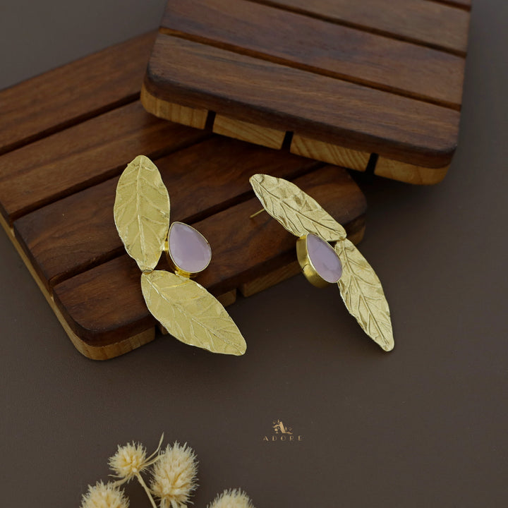 Izza Golden Leafy Glossy Stone Earring