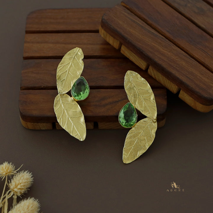 Izza Golden Leafy Glossy Stone Earring