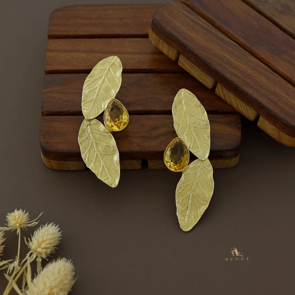 Izza Golden Leafy Glossy Stone Earring
