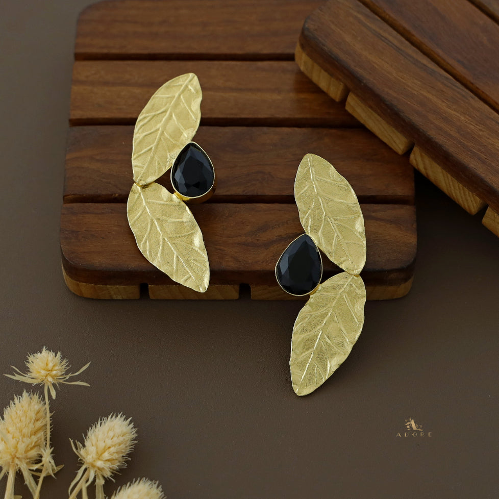 Izza Golden Leafy Glossy Stone Earring