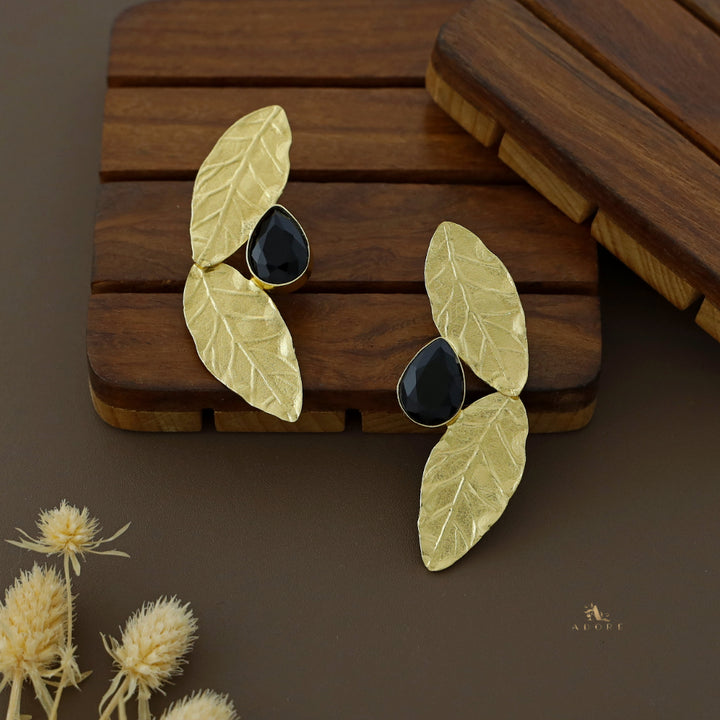 Izza Golden Leafy Glossy Stone Earring
