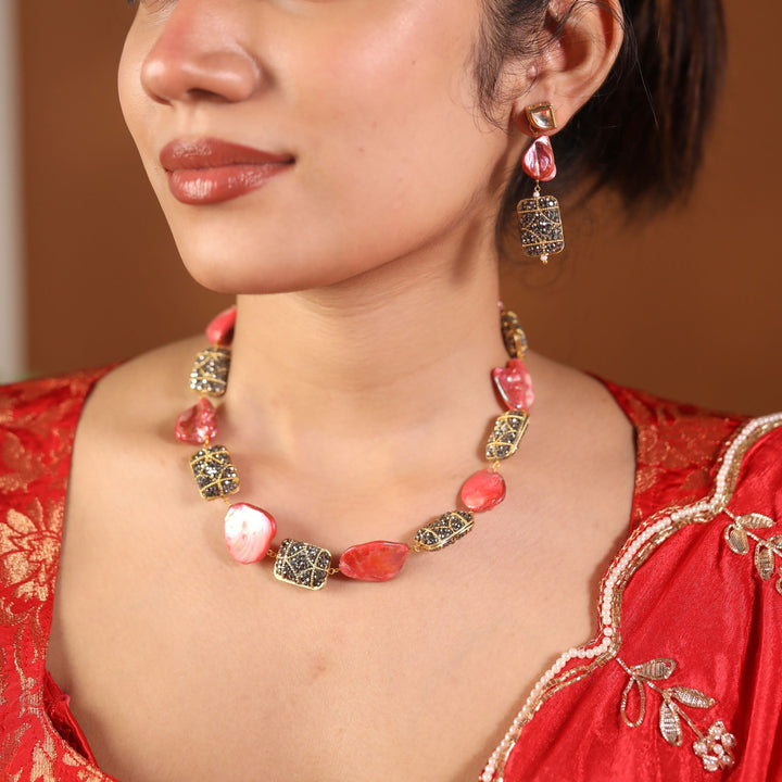 Vamshika Baroque Neckpiece With Earring ( Dyed Baroque )