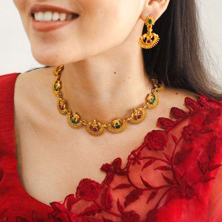 Gajavanthi Neckpiece With Earring