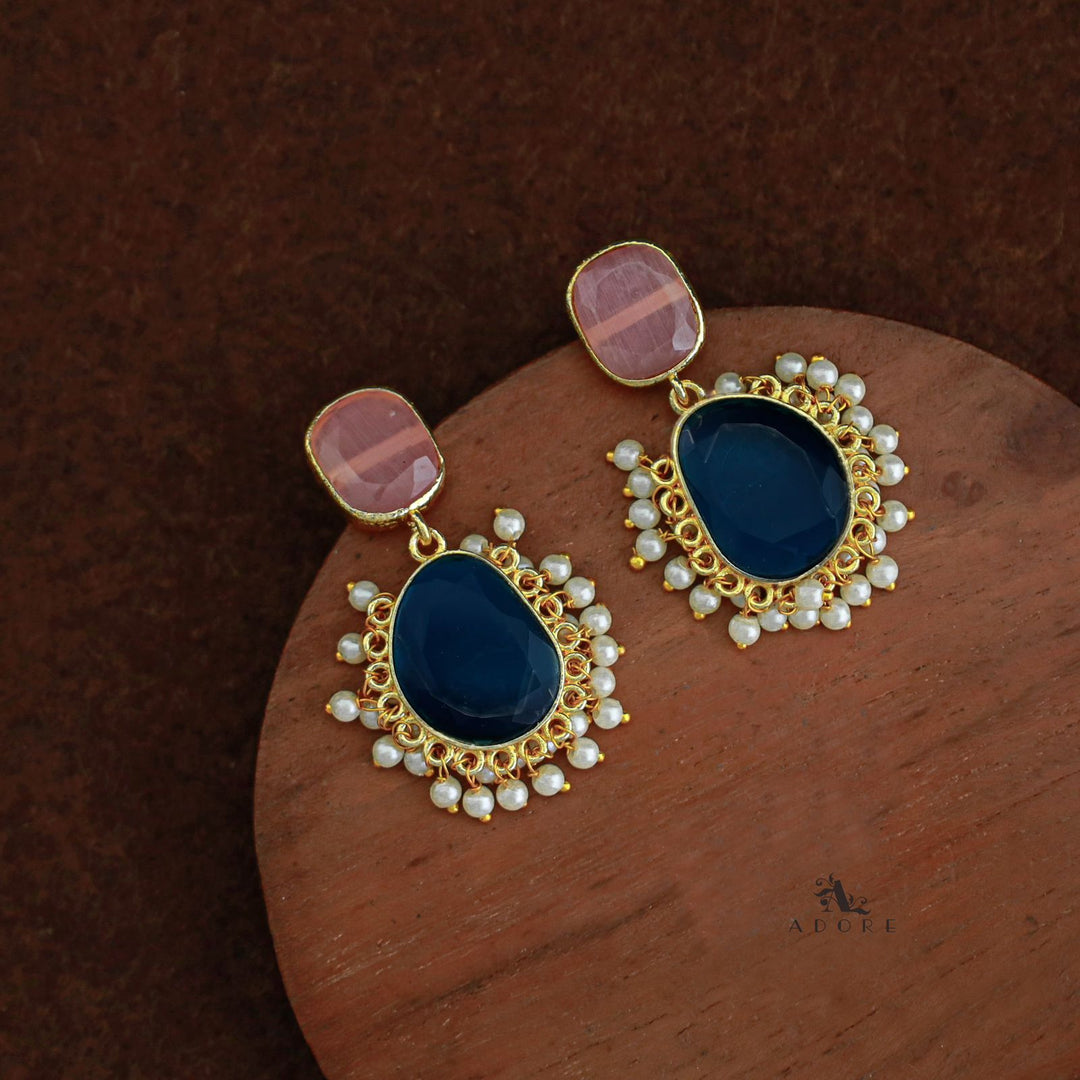 Meara Glossy Cluster Pearl  Earring