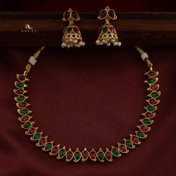 Yashwasi Reversible Neckpiece With Earring