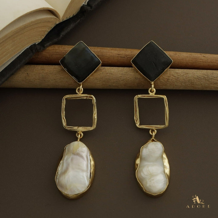 Niya Raw Stone Diamondina Baroque Earring