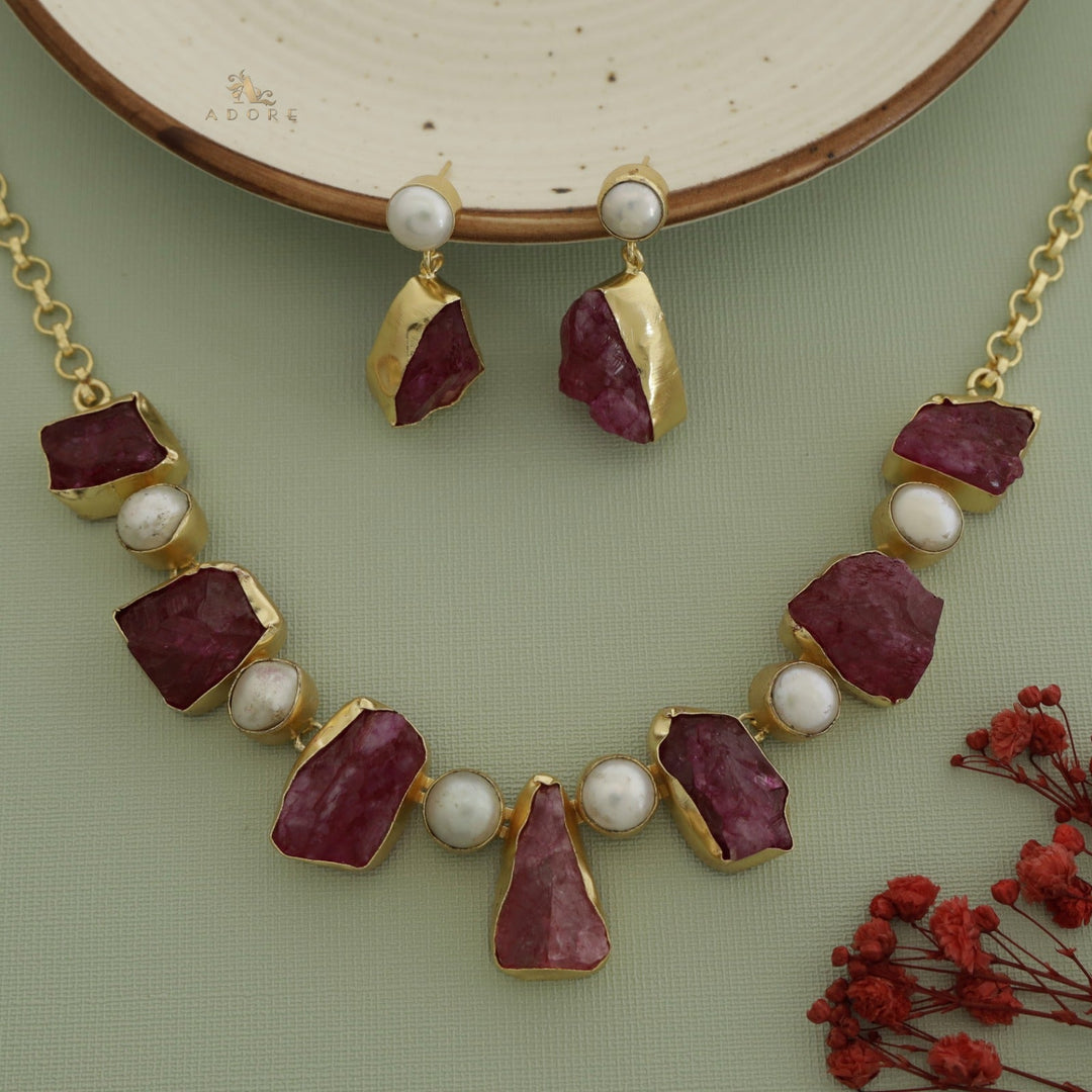 Pegasus Rugged Stone Neckpiece With Earring
