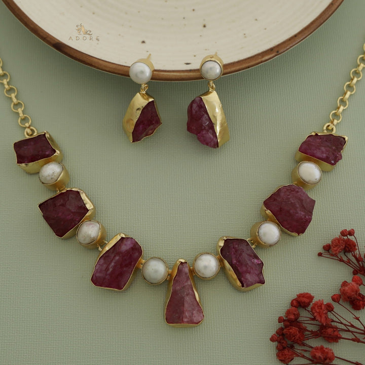 Pegasus Rugged Stone Neckpiece With Earring