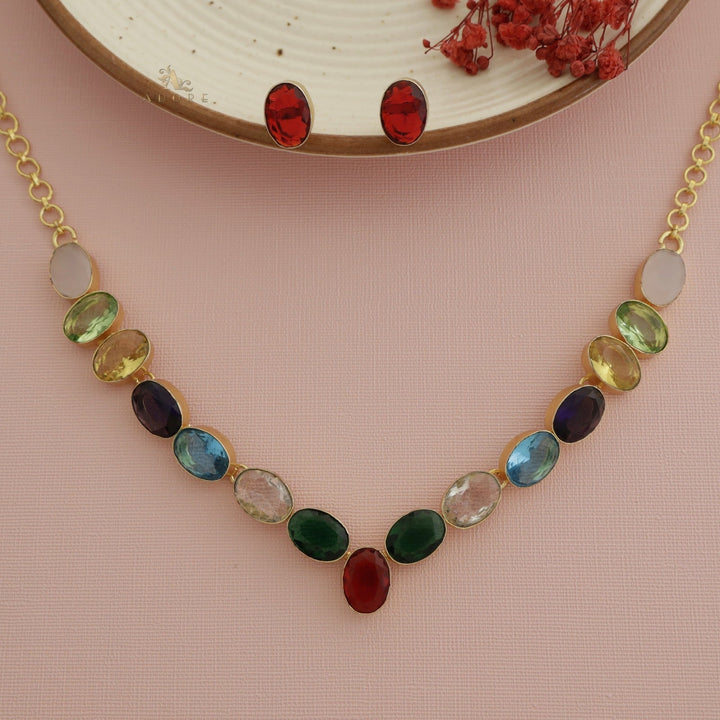 Glam Neckpiece Plus Stud