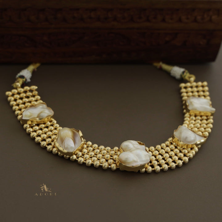 Golden Odelia Baroque Short Neckpiece