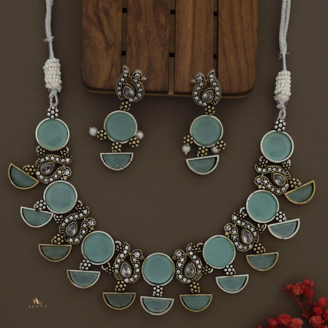 Mangadha Dual Tone Neckpiece With Earring