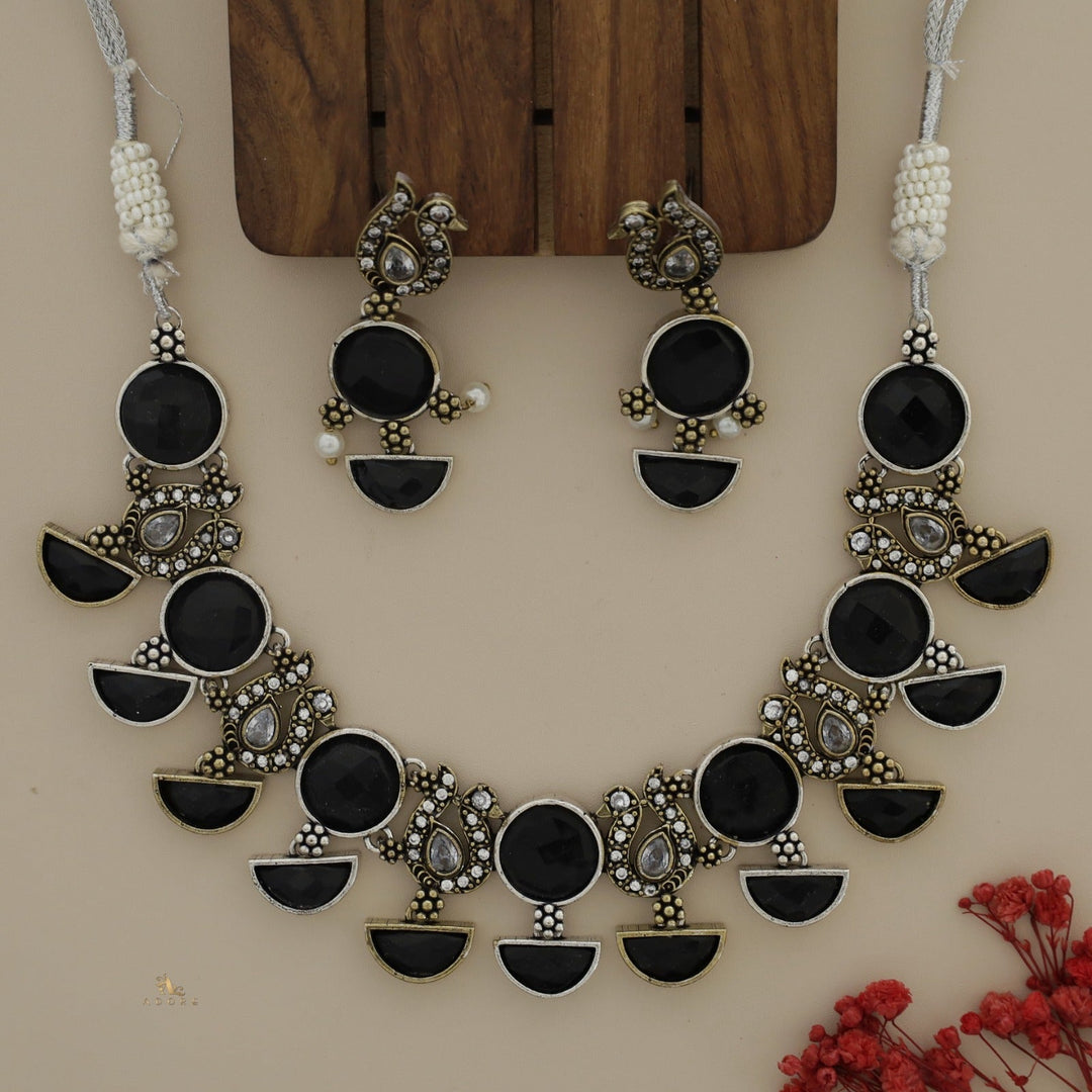 Mangadha Dual Tone Neckpiece With Earring