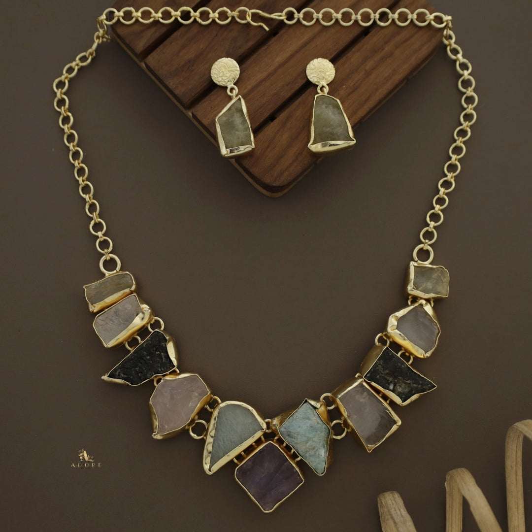Raw Stone Hazel Neckpiece with Earring