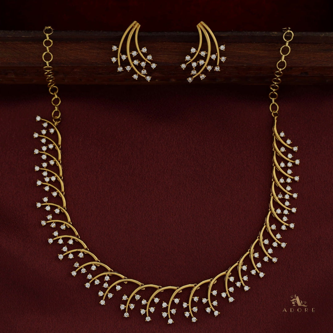 Golden Otzara Aamber Neckpiece With Earring