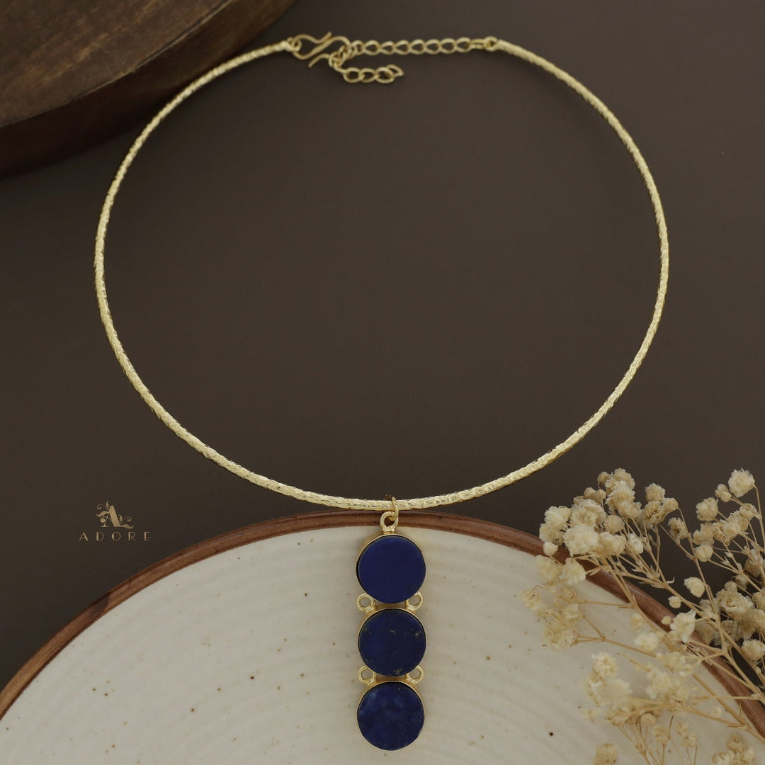 Textured Kendall 3 Stone Neck Cuff