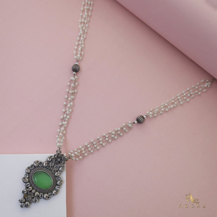 Rangat Pearl Neckpiece