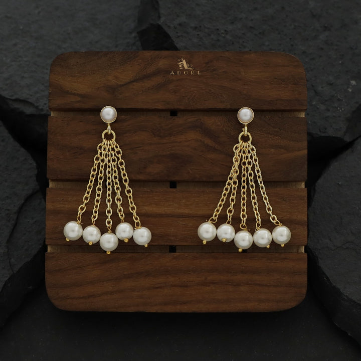 Pearly Chainy Pearls Earring