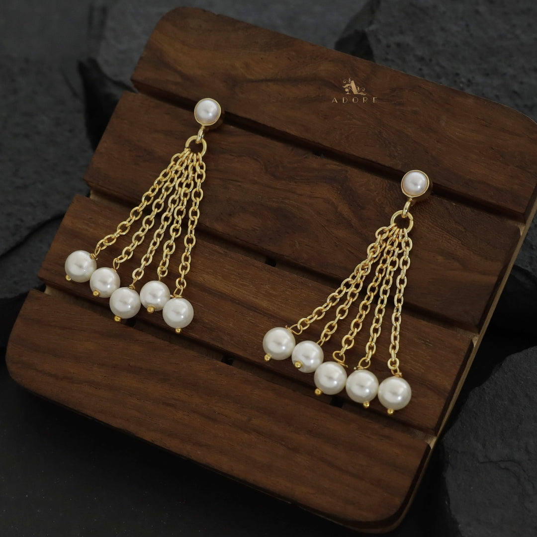 Pearly Chainy Pearls Earring