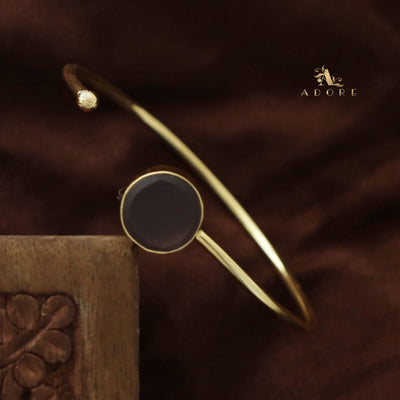 Ainoha Front Open Bangle