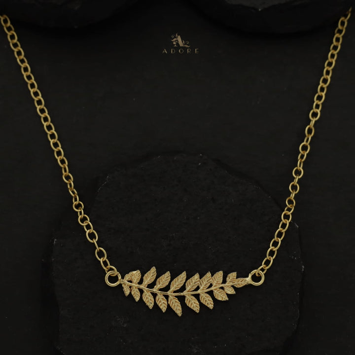 Golden Leafy Neckpiece