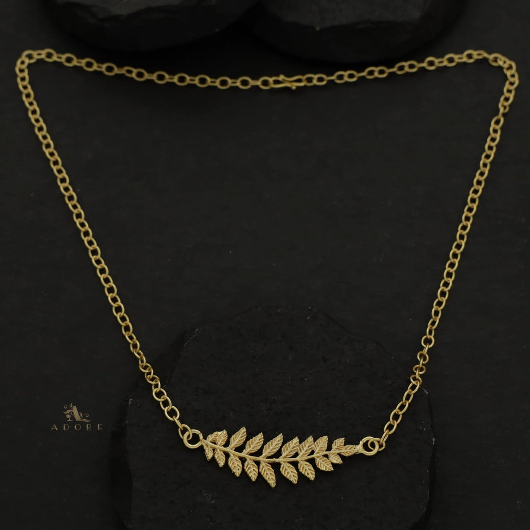 Golden Leafy Neckpiece