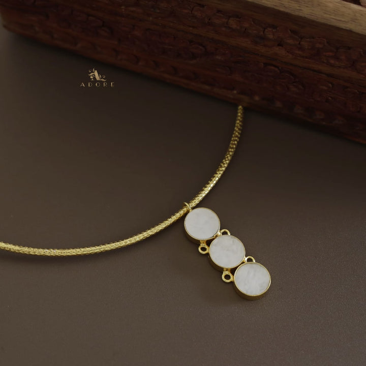 Textured Kendall 3 MOP Neck Cuff