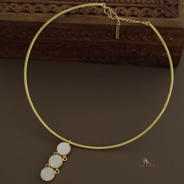 Textured Kendall 3 MOP Neck Cuff