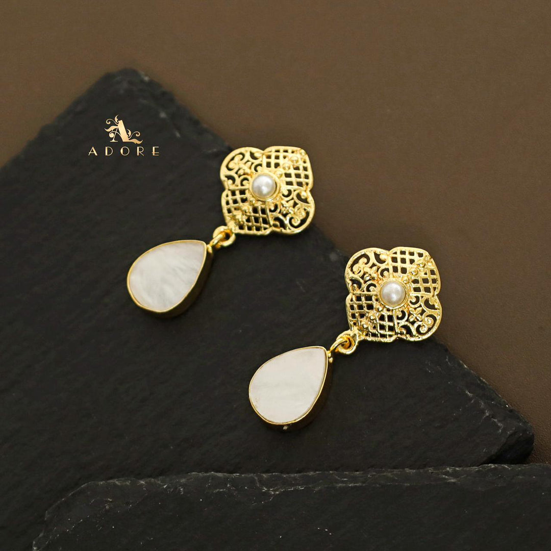 Golden Ryna Glossy Drop Earring