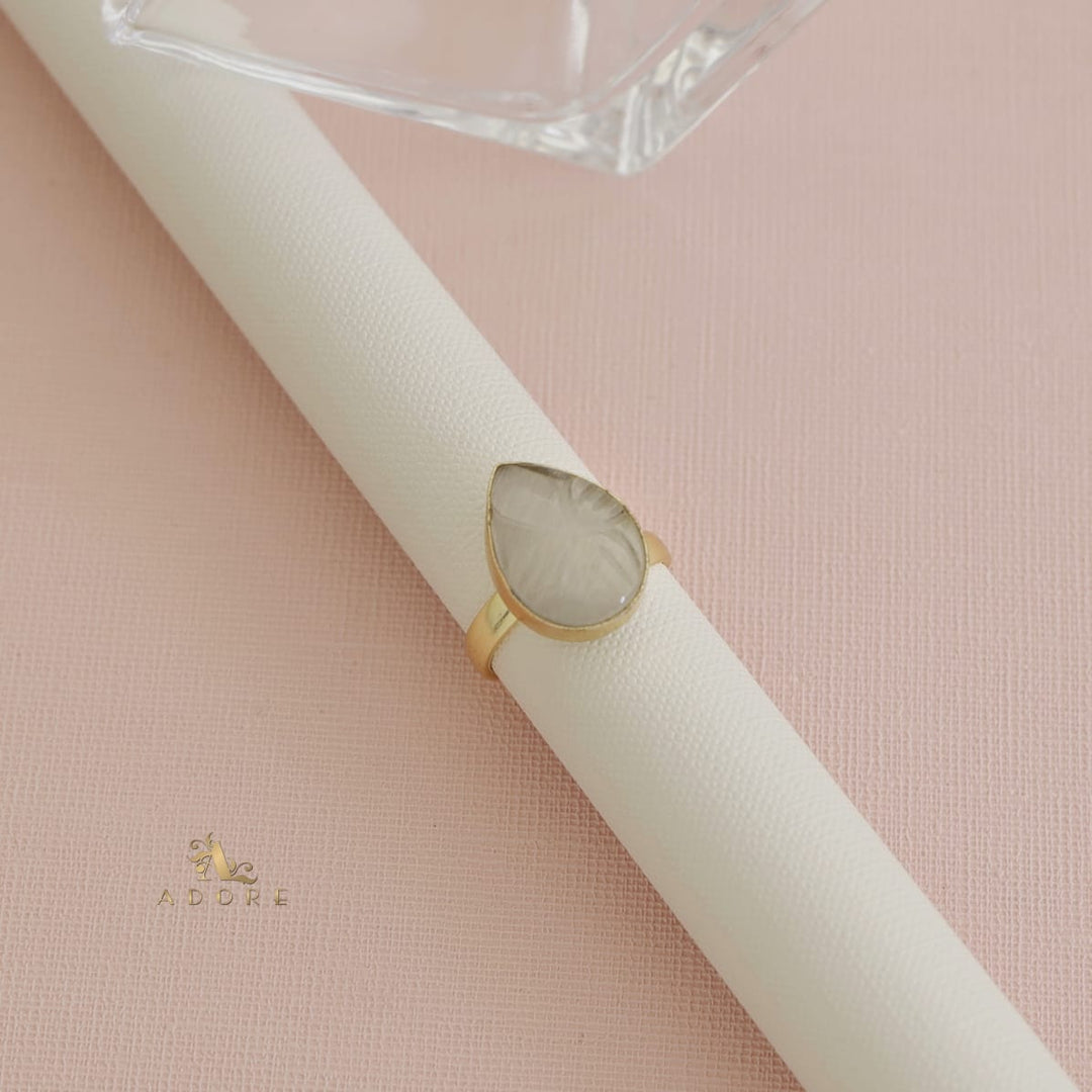 Yuti Drop Ring