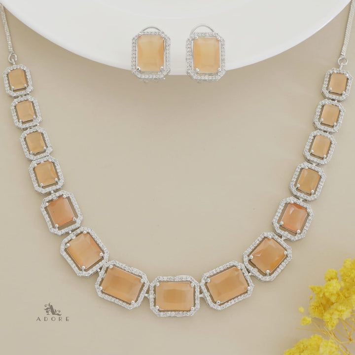 Rosalba AD Rectangle Glossy Neckpiece With Earring