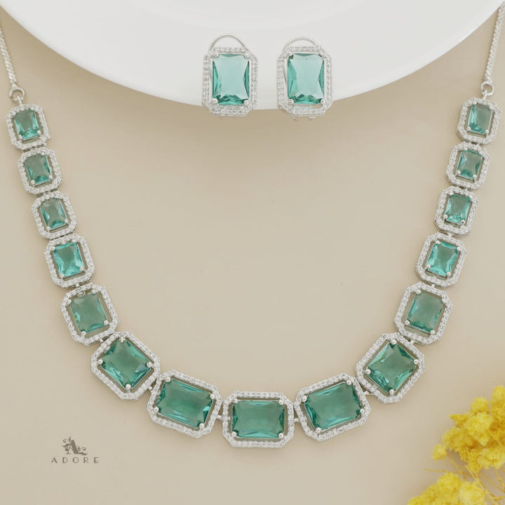Rosalba AD Rectangle Glossy Neckpiece With Earring