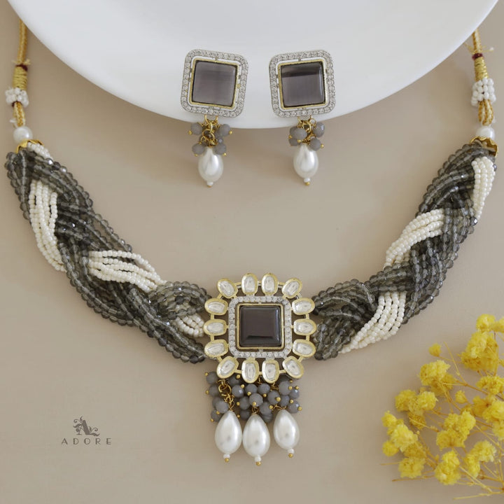 Samhita Braided Kundan Choker With Earring