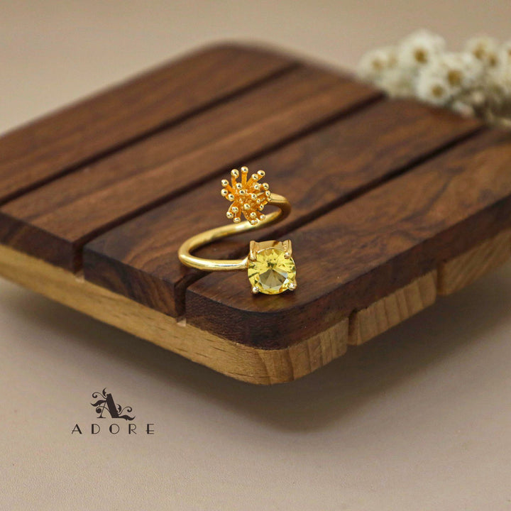Golden Dune Glossy Round Ring